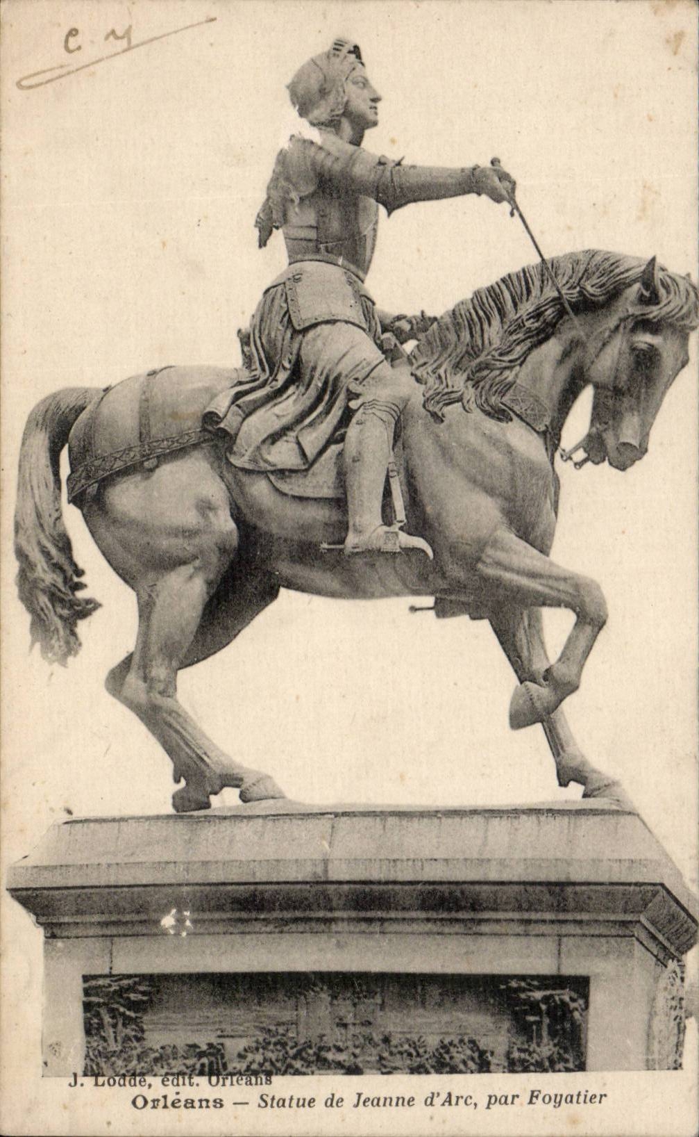 Orleans - Statue de Jeanne d'Arc - CPA 