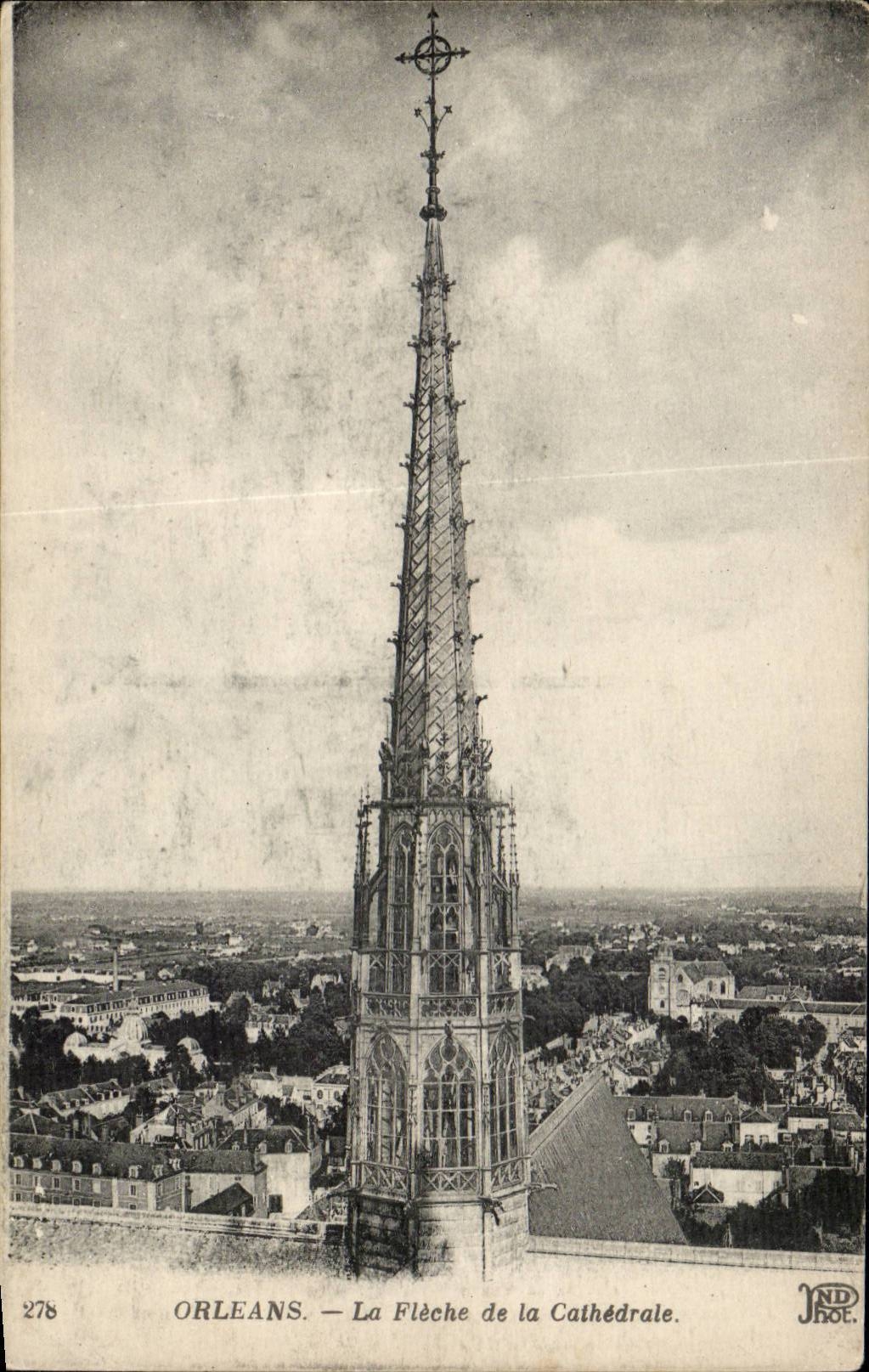 Orleans - La Fleche de la Cathedrale - CPA 