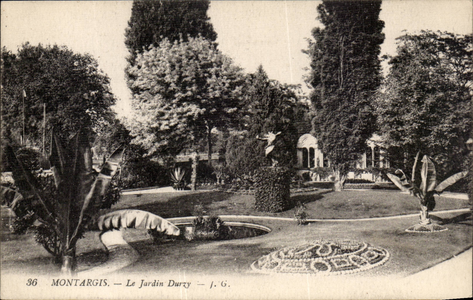 Montargis cPA Le jardin Durzy