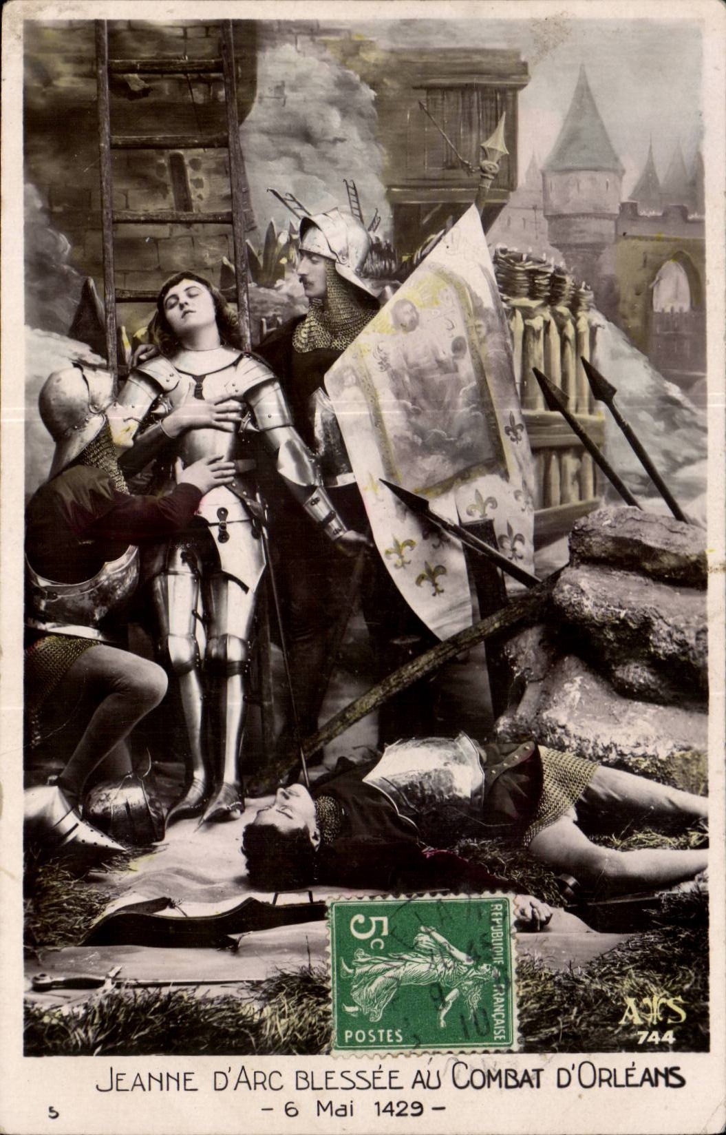 CPA Jeanne d'arc blessee au combat d'Orleans 6 mai 1429