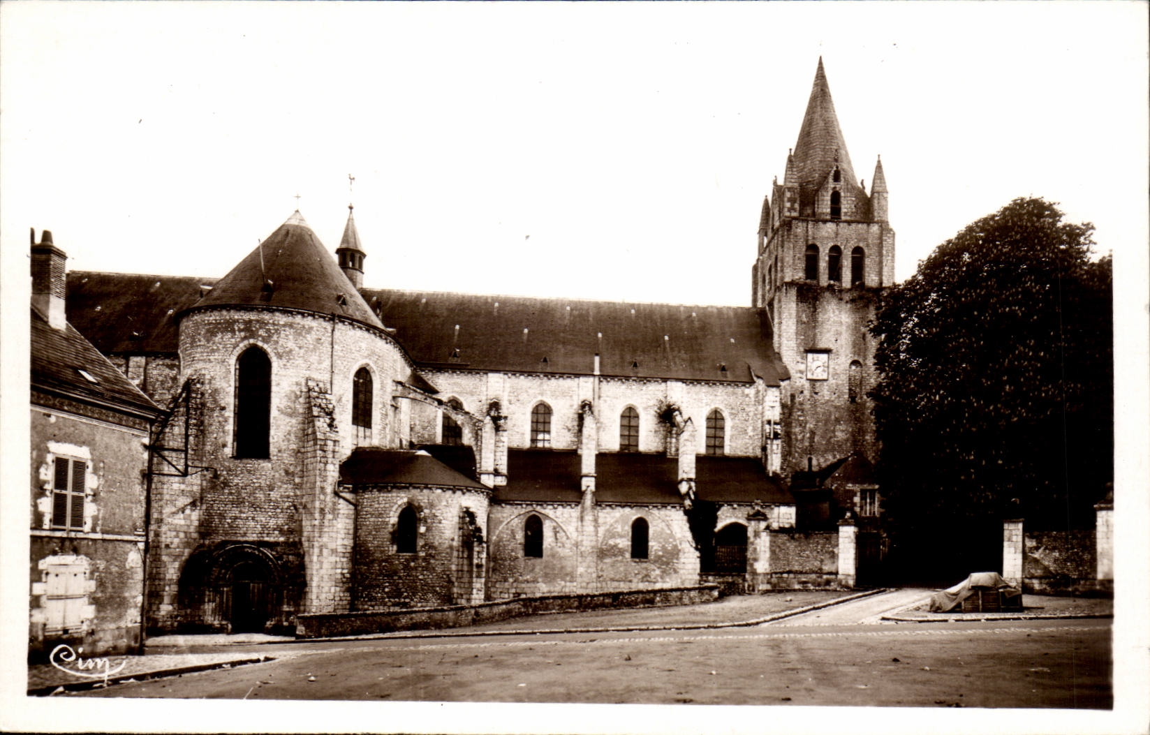 Meung-sur-Loire — L'Église — Imp. Laffray