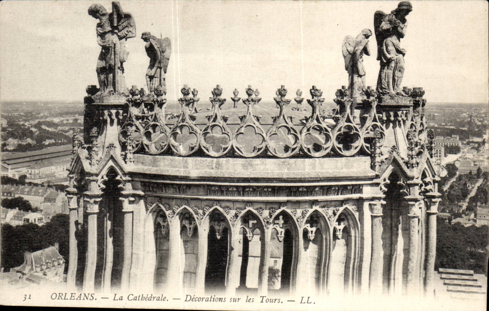 Orleans CPA La decoration Decorations sur les Tours