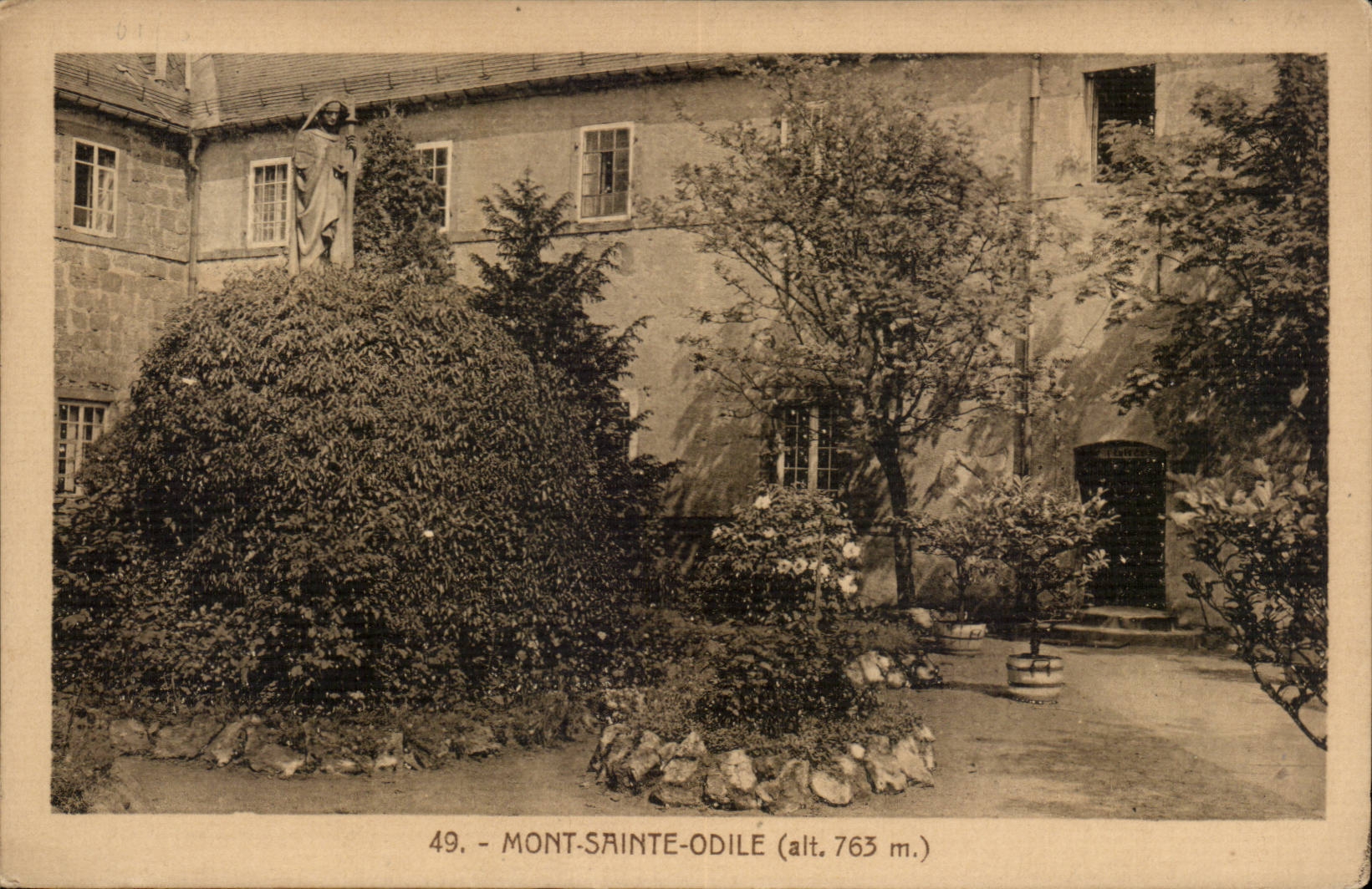 Mont-Sainte-Odile — Ansicht des Gartens mit Statue — Verlag Manquib, n° 49