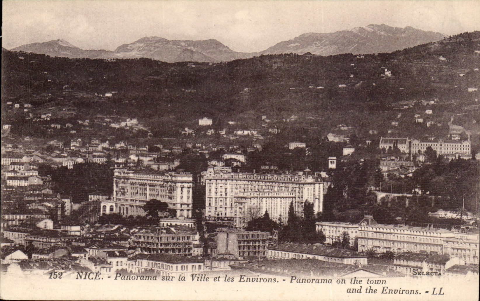 Nice CPA Panorama sur la ville et les environs 