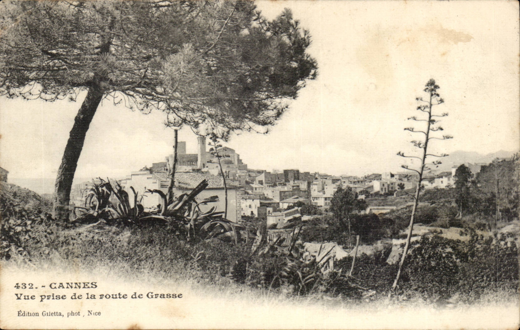 Cannes CPA Vue prise de la route de Grasse