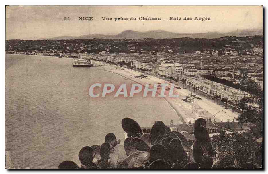 Nice CPA Vue prise du chateau Baie des anges