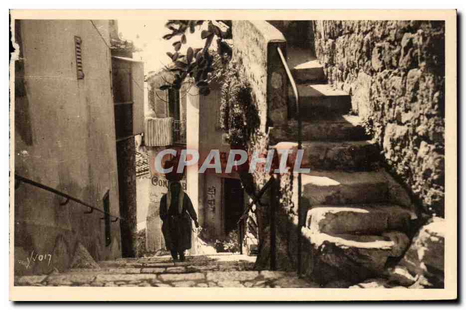 Eze - Une Vieille Rue du Village - CPA 