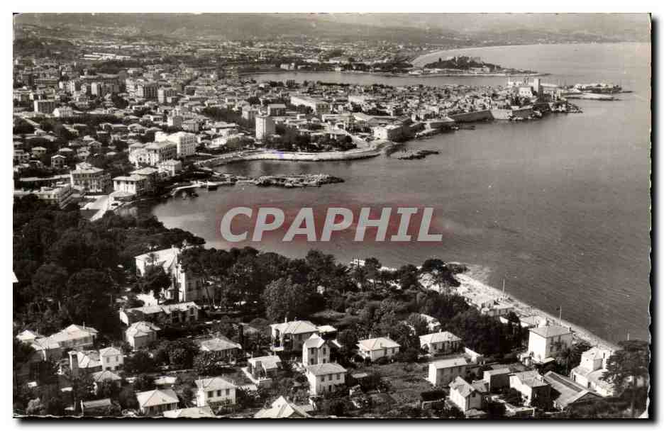 Antibes CPA Vue generale sur la ville le fort carre au loin Nice