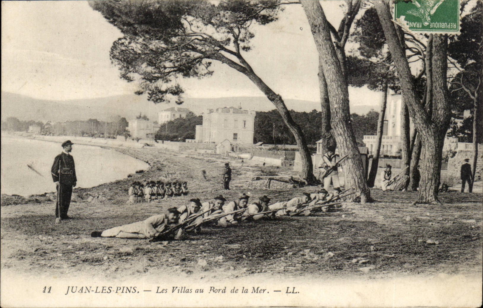 Juan-les-Pins — Les Villas au Bord de la Mer — LL.