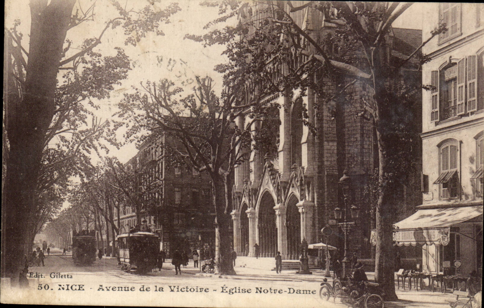 Nice CPA Avenue de la victoire Eglise Notre DAme