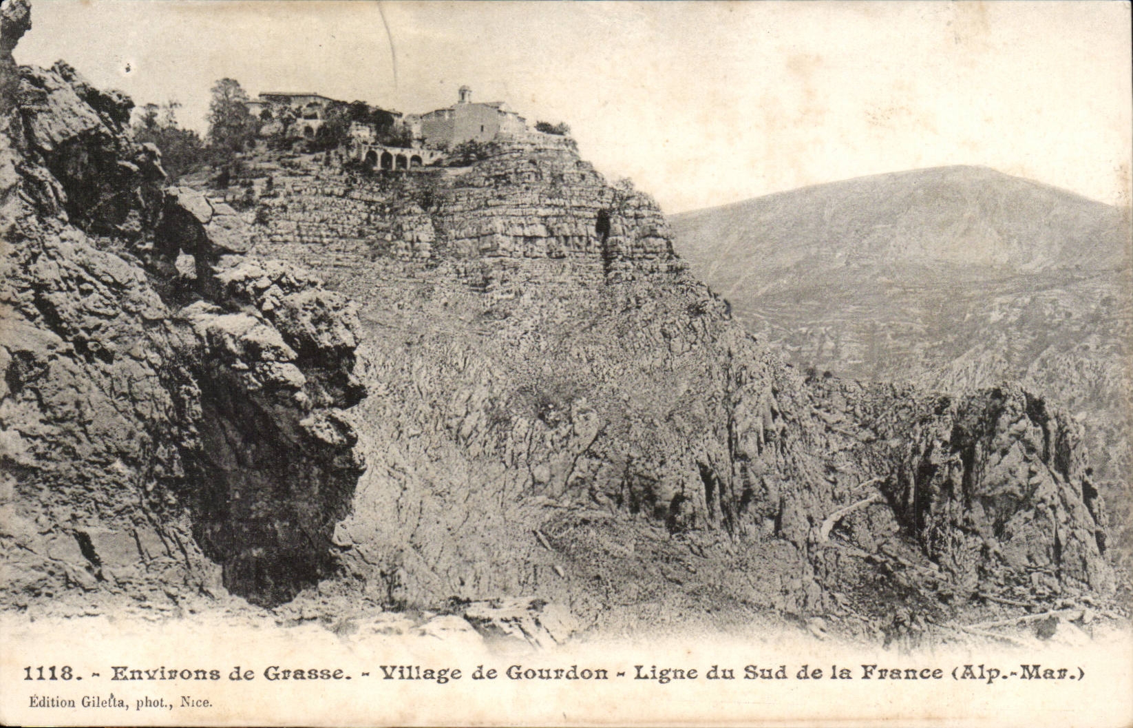 Environs de Grasse cPA Village de Gourdon Ligne du sud de la France
