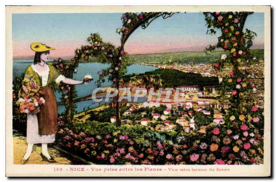 Nice - Vue prise entre les Fleurs - Souvenir - femme - CPA 