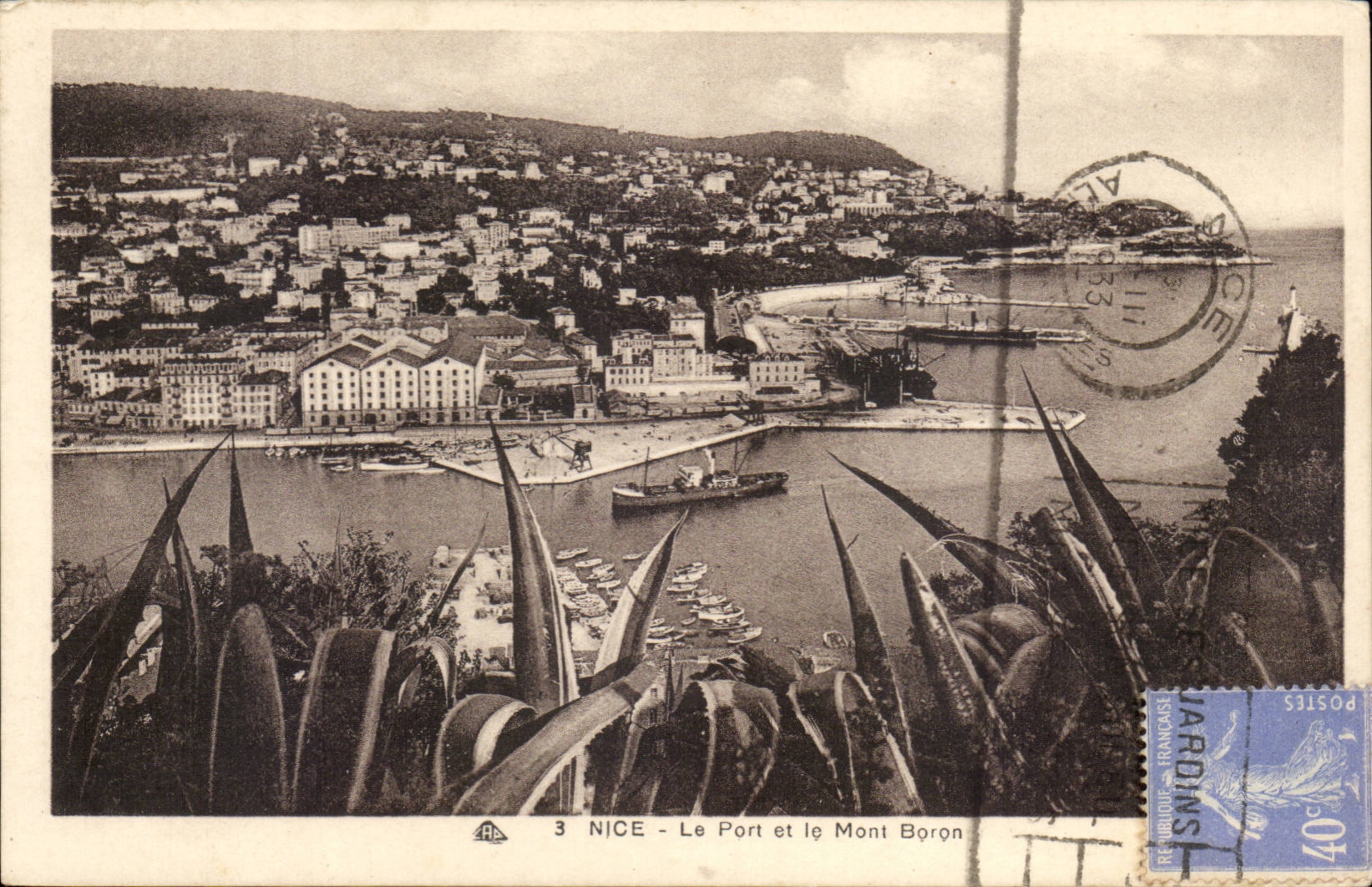 Nice CPa Le port et le Mont Boron