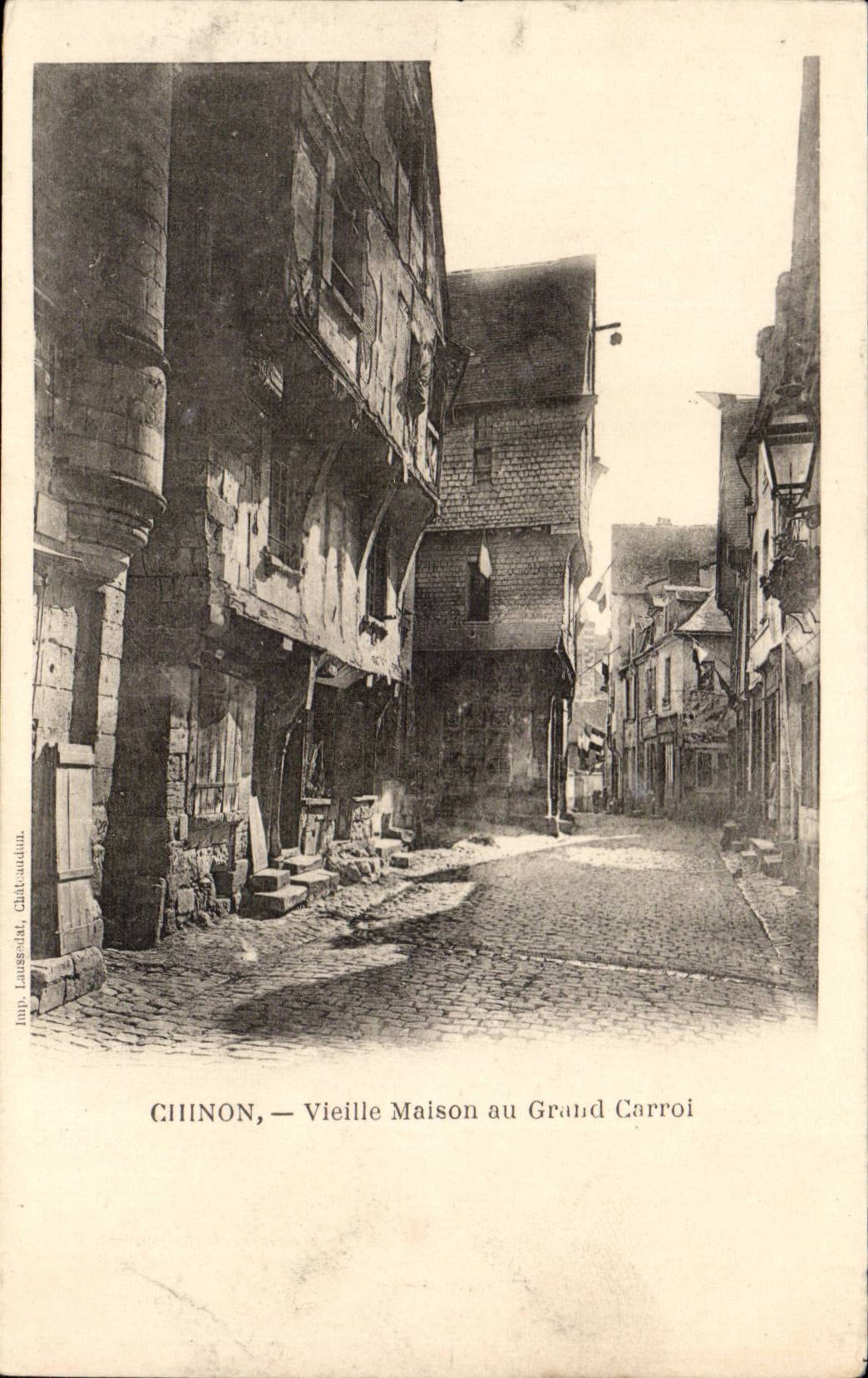 Chinon - Vieille Maison au Grand Carrol - CPA 