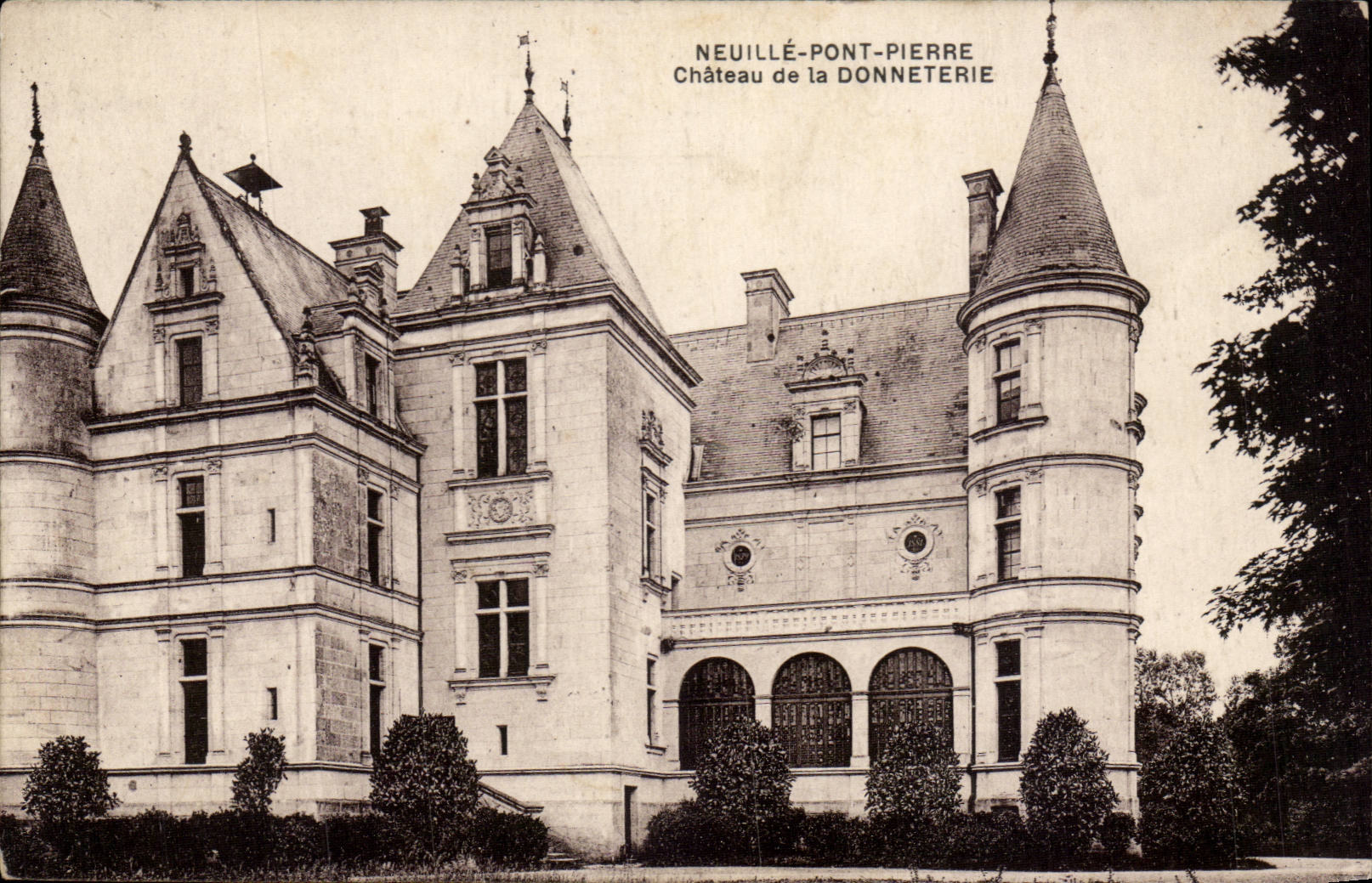 Neuille Pont Pierre - Chateau de la Donneterie - CPA 