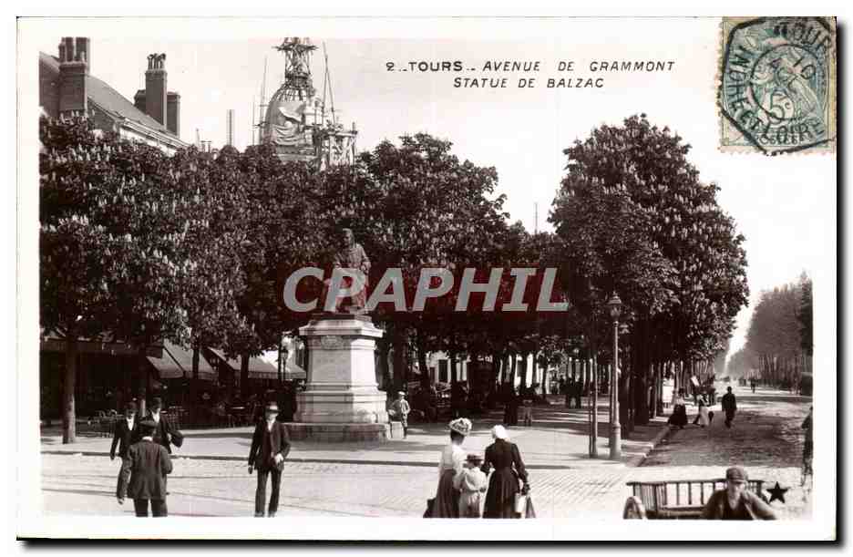 Tours - Avenue de Grammont - Statue de Balzac - CPA 