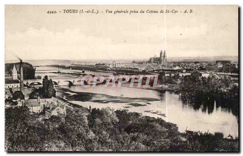 Tours CPA Vue generale prise du coteau de St Cyr