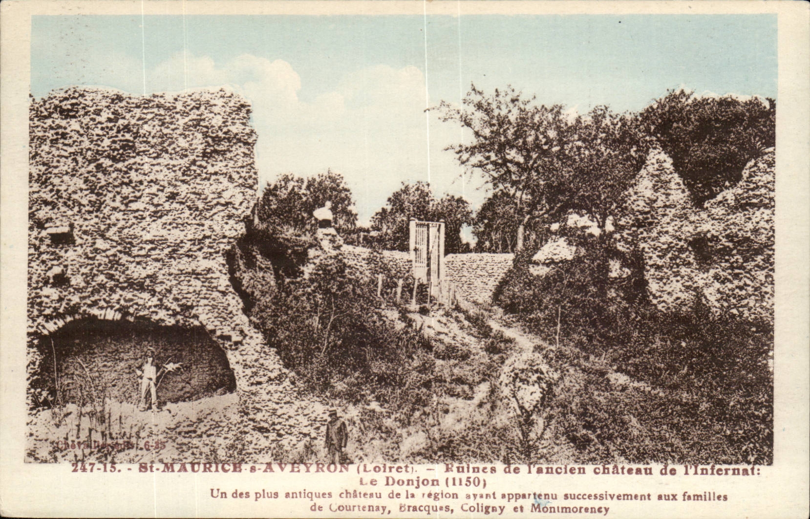 St-Maurice-sur-Aveyron (Loiret) — Ruines de l'ancien château de l'Infernât (Le Donjon, 1150)