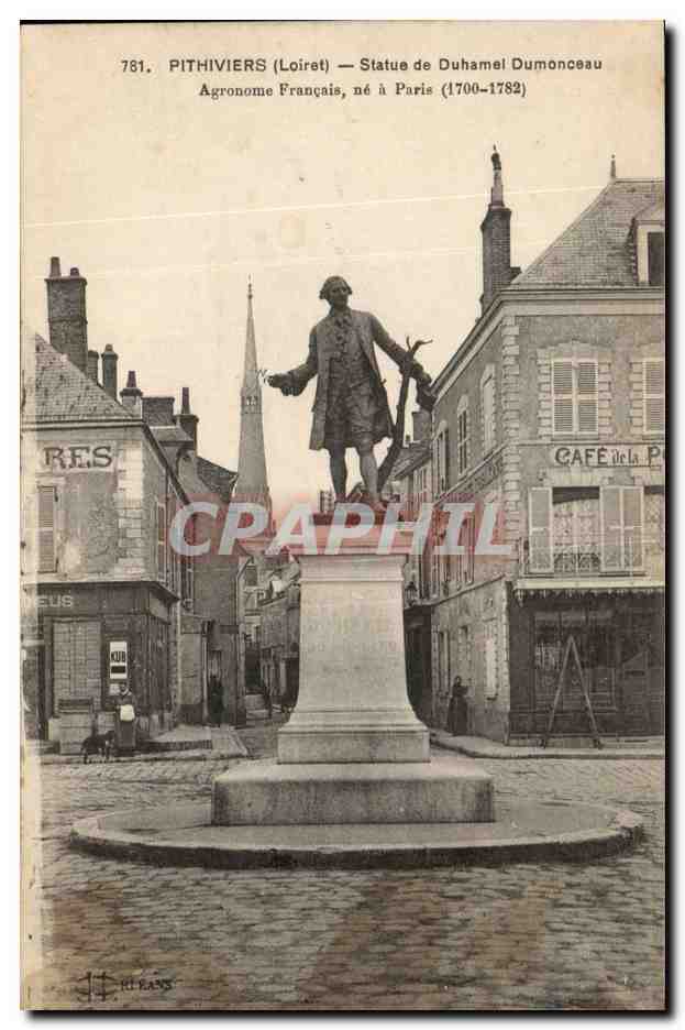 Pithiviers CPA Statue de Duhamel Dumonceau Agronome francais