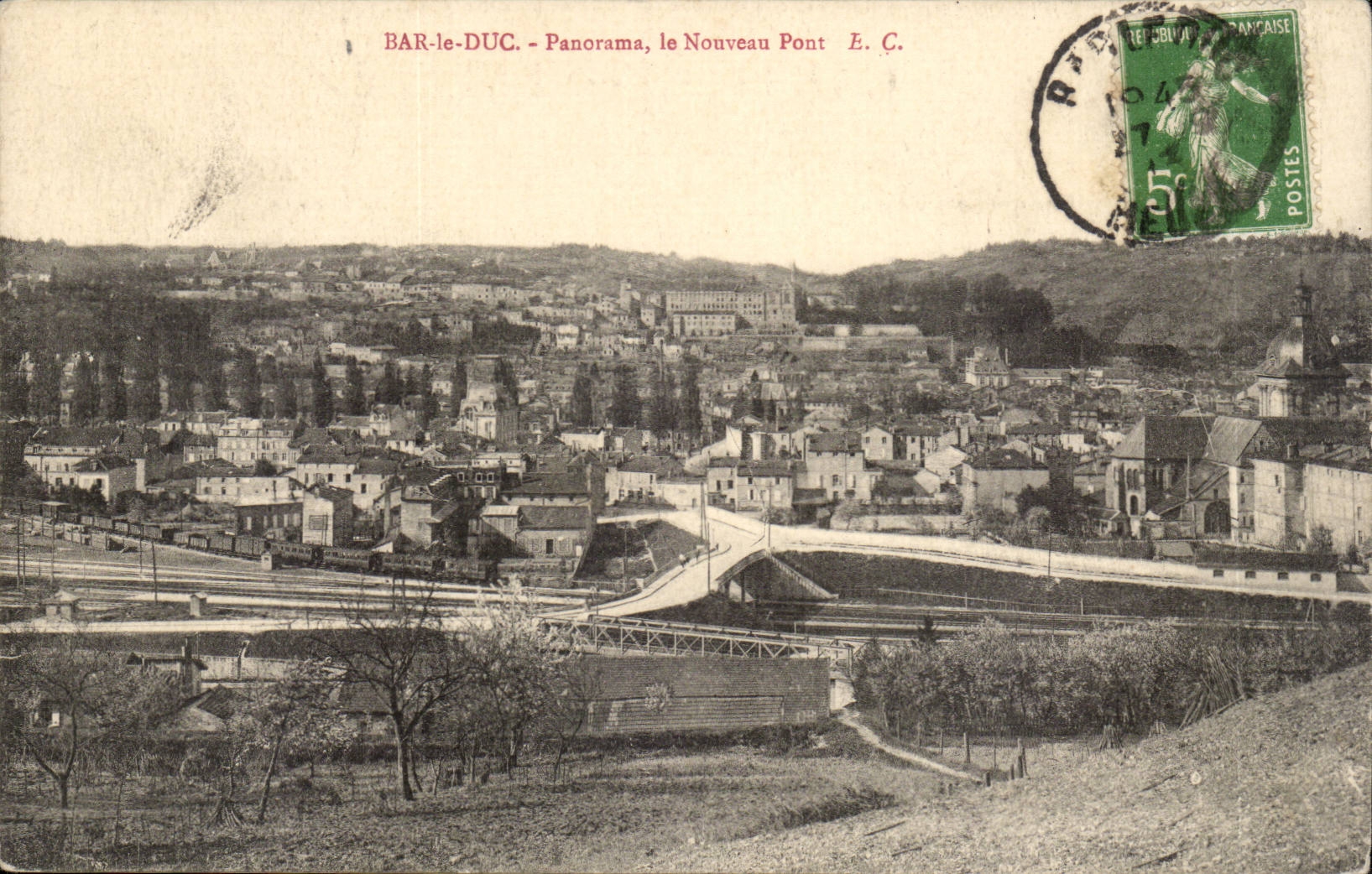 Bar le Duc CPA Panorama le nouveau pont