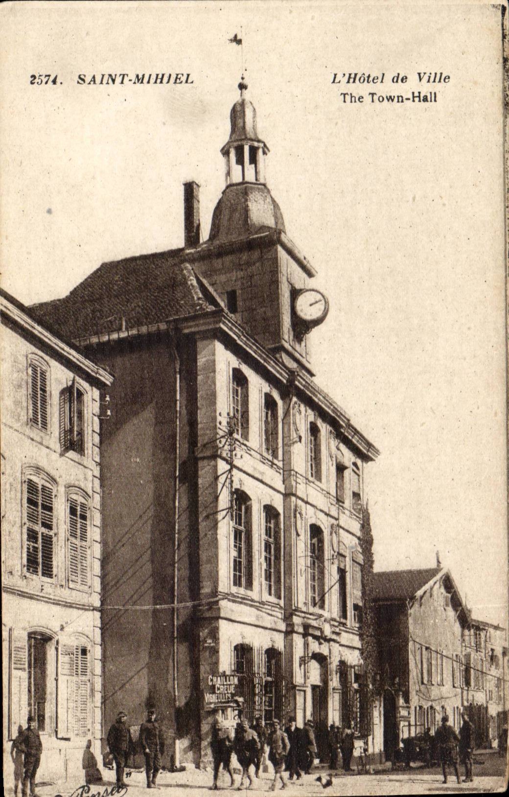 Saint Mihiel - L'Hotel de Ville - CPA 