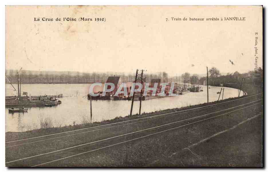 Crue de l'Oise (Mars 1910) — Train de bateaux arrêtés à Janville — E. Hulin, phot. Compagnie