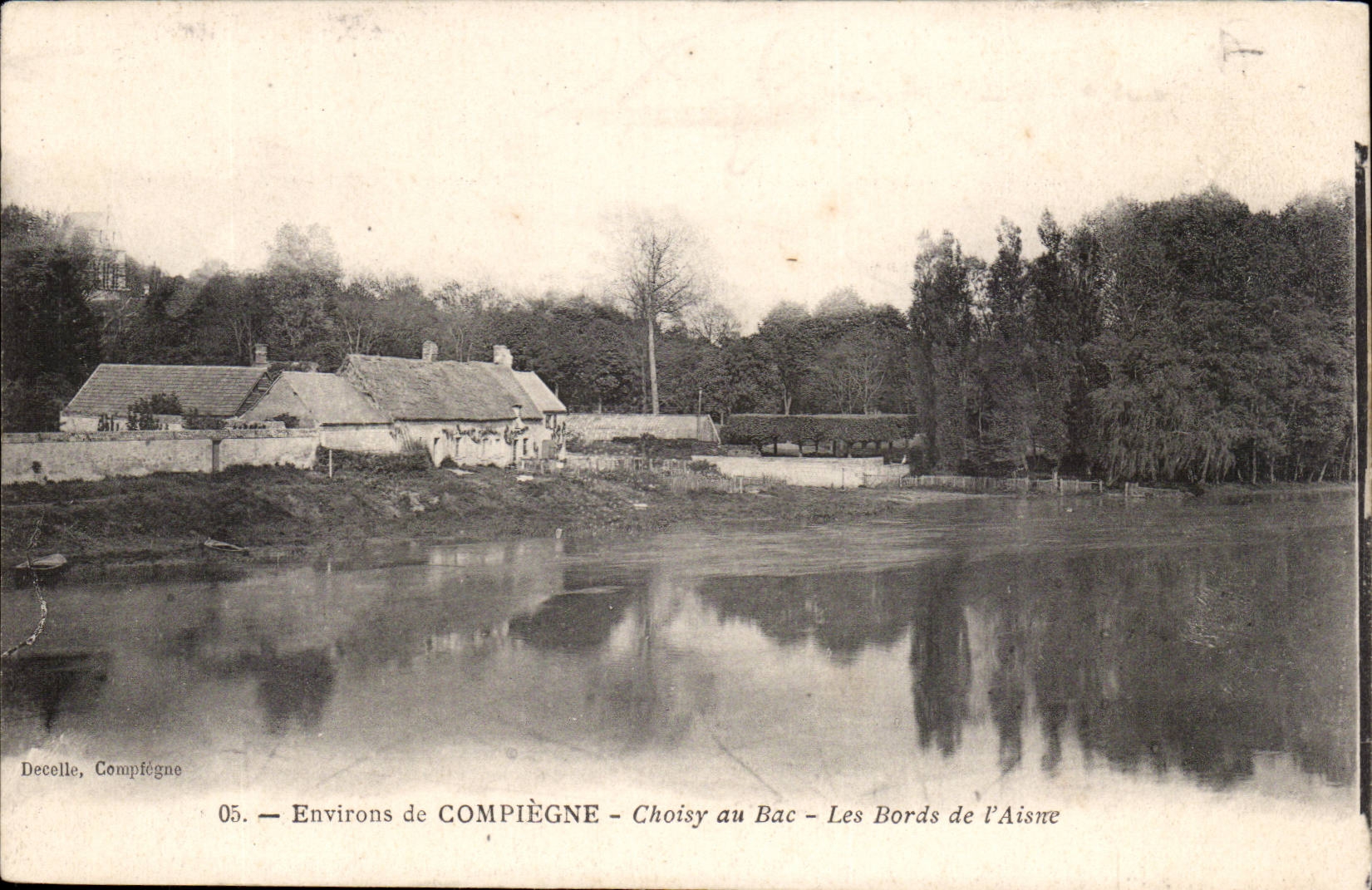 CPA Environs de Compiegne Choisy au Bac Les bords de l'Aisne