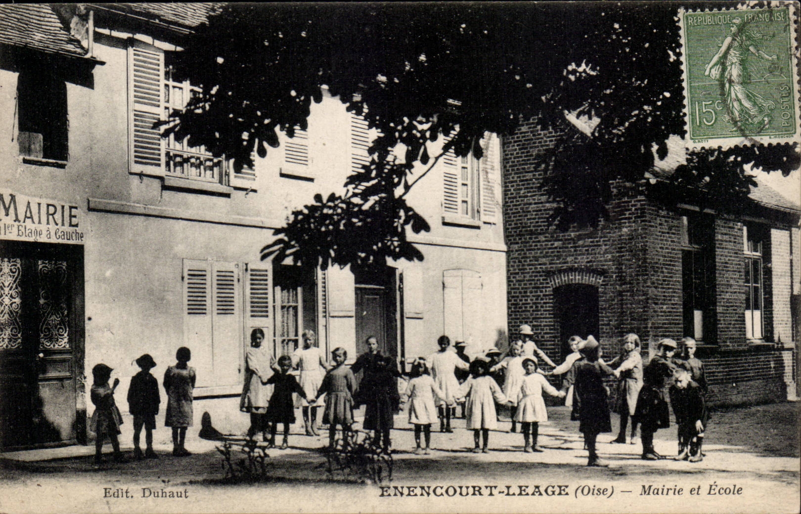 Enencourt Leage CPA Mairie et ecole (enfants)
