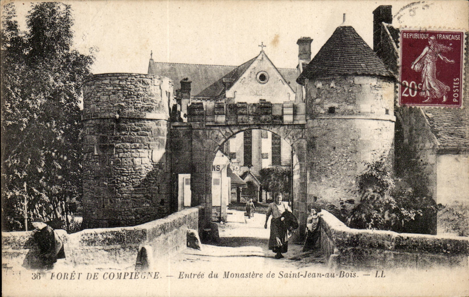 Foret de Compiegne CPA entree du monastere de Saint Jean au Bois
