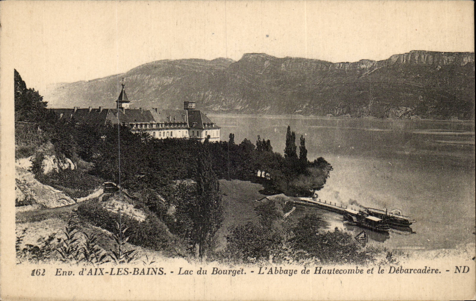 CPA Environs d'Aix les Bains Lac du Bourget l'abbaye de Hautecombe et le debarcadere