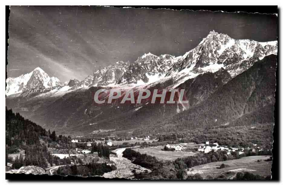 Les Houches CPA la vallee de l'arve et la chaine des aiguilles du massif du Mont Blanc