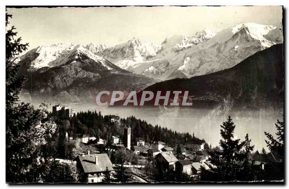 Platou d'Assy — Vue du village et de la chaîne du Mont-Blanc — Édition Anecy