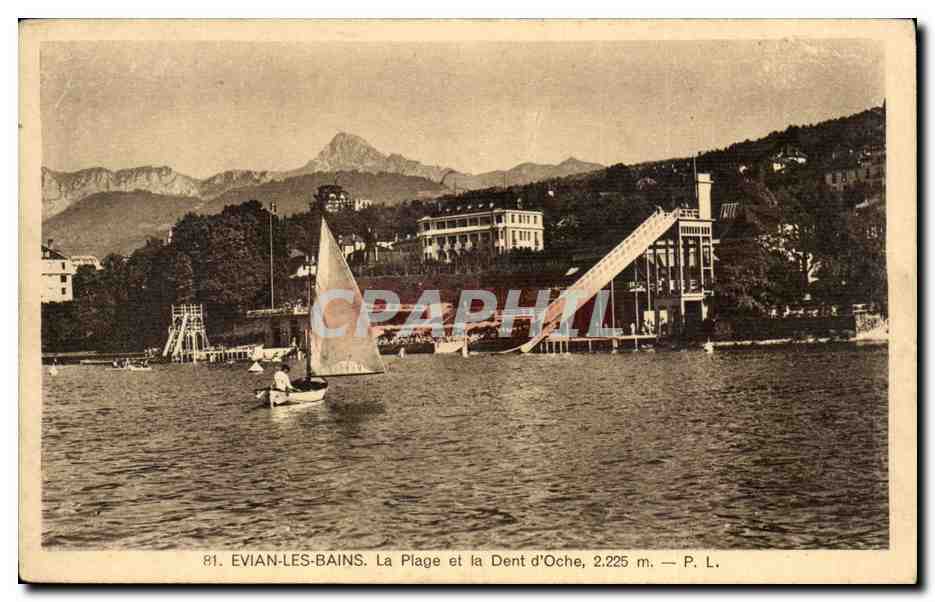 Evian les Bains CPa La plage et la dent d'Orche