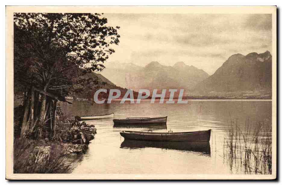 Annecy CPA Le bout du lac et le massif des Bauges