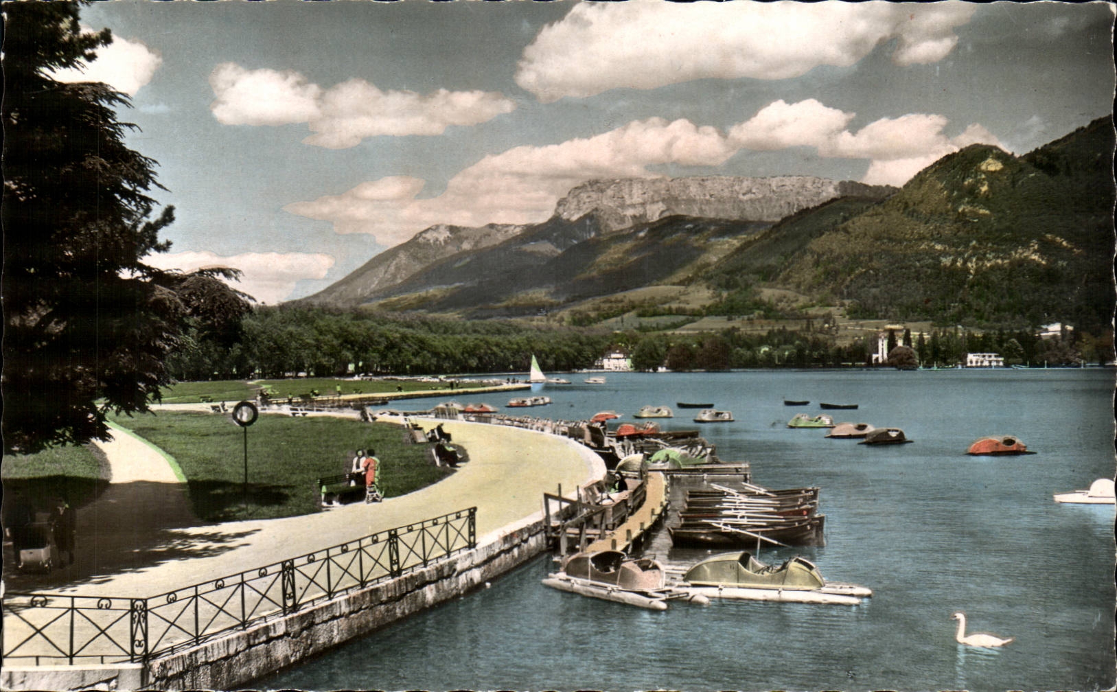 Annecy — La Baie d'Albigny et le Parmelan — Éditions G. Mouchet, Annecy, n° 1234