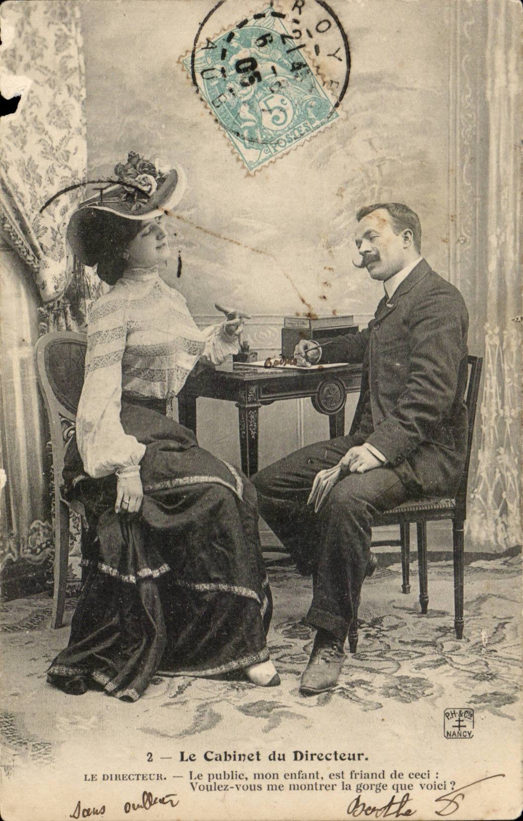Le Cabinet du Directeur — scène comique avec femme et homme en costume d'époque — éditeur NANCY
