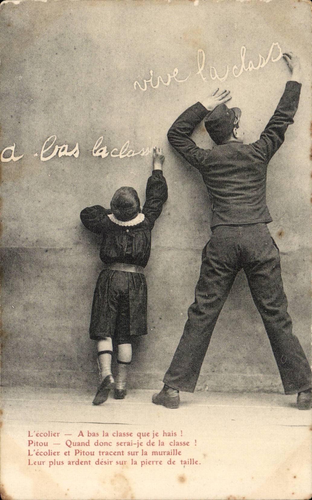CPA Fantaisie Enfant Vive la classe A bas la classe Ecolier