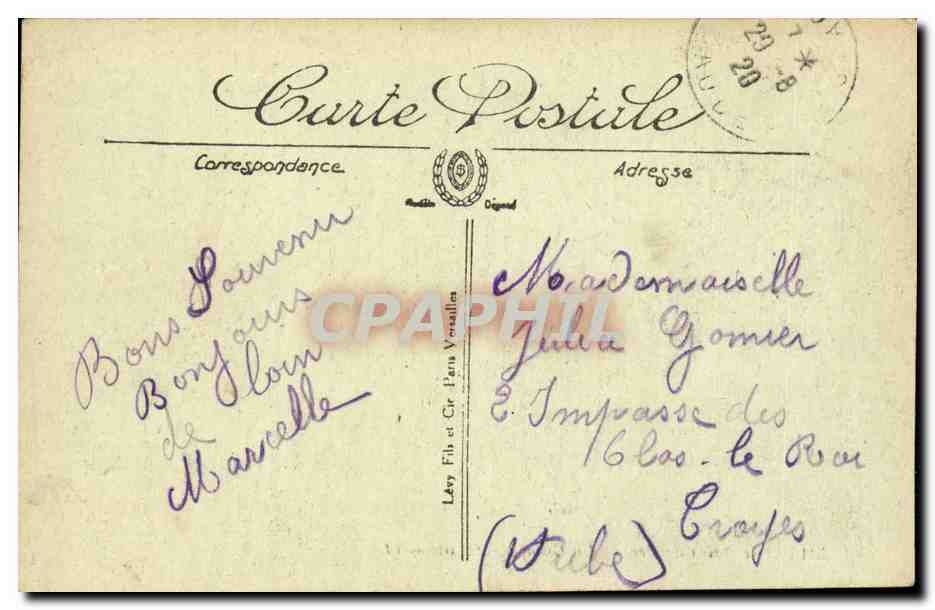 Bains de mer Un groupe satisfait CPA Baigneuse (femme folklore costume) — Verso