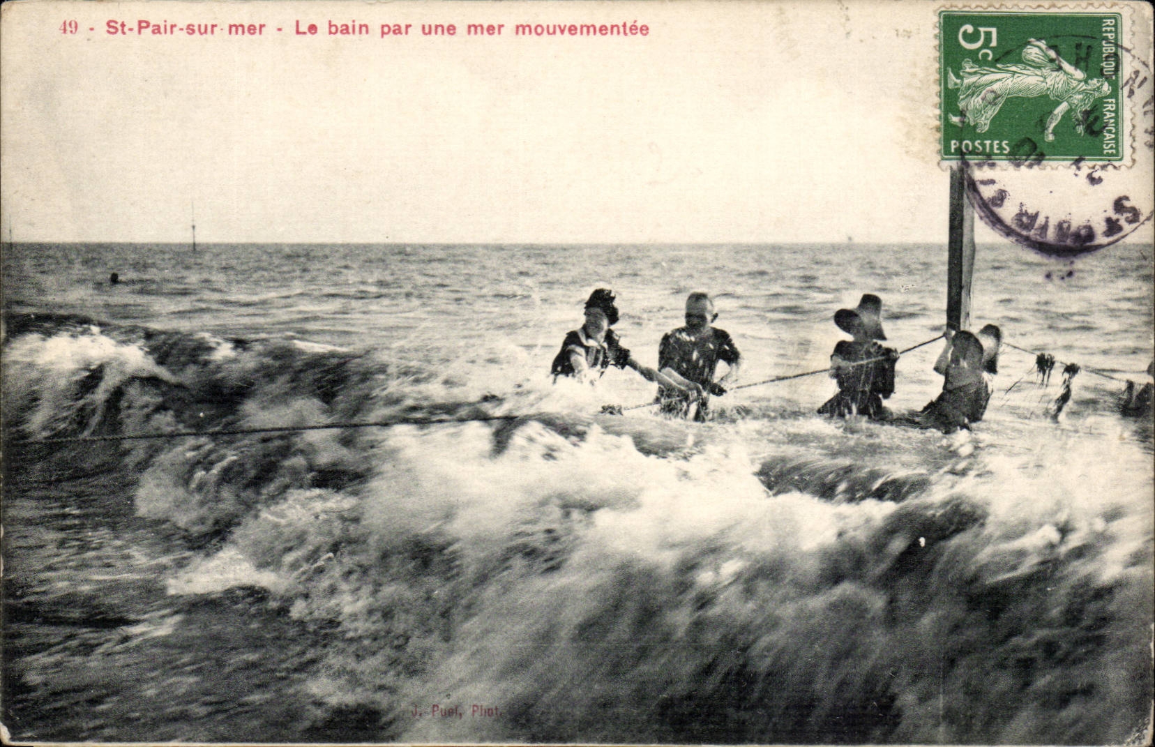 St-Pair-sur-mer — Le bain par une mer mouvementée — J. Puol, Phot.