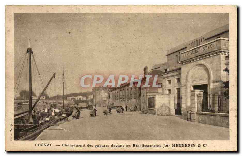 Cognac CPA Chargement des gabares devant l'etablissement Hennessy 