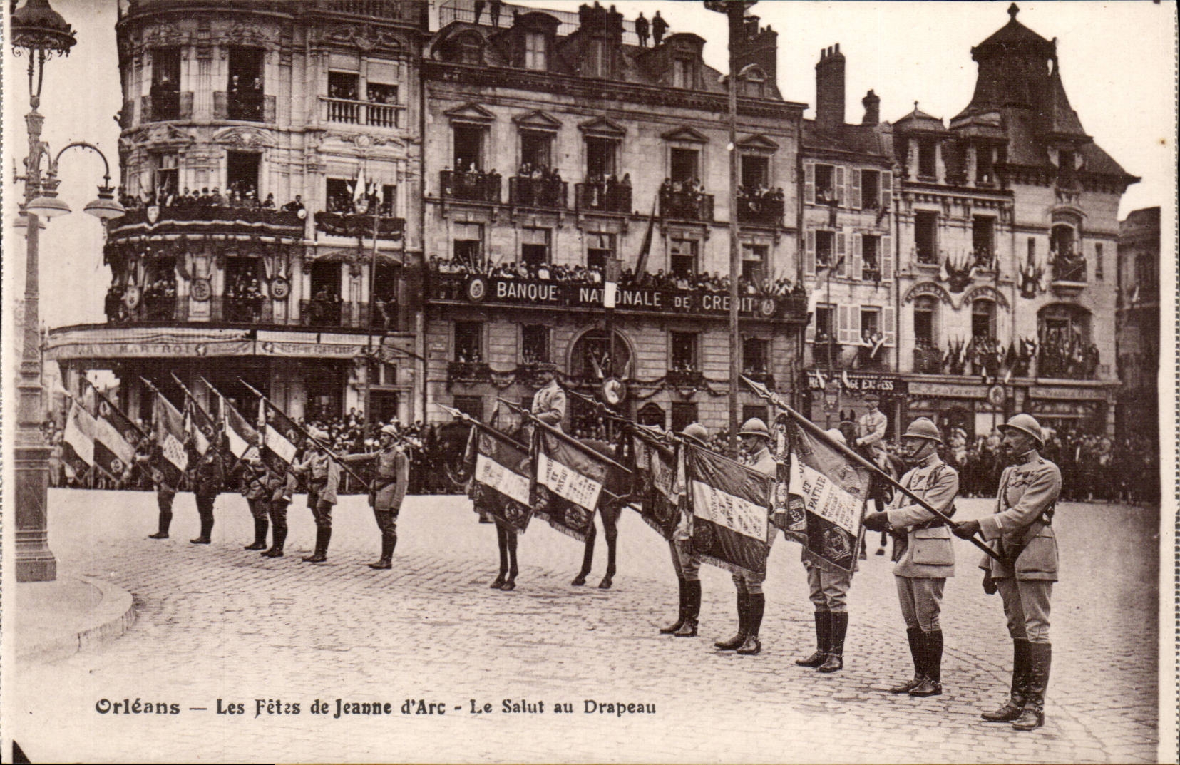 Orleans - Les Fetes de Jeanne d'Arc - Le Salut au Drapeau - CPA 