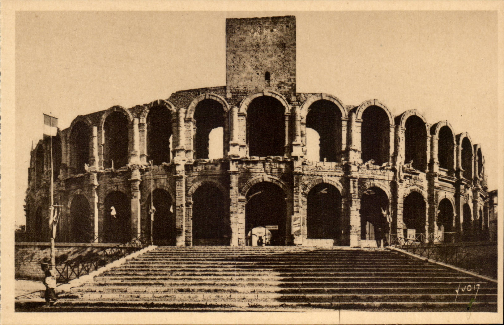 Arles - Les Arenes - CPA 