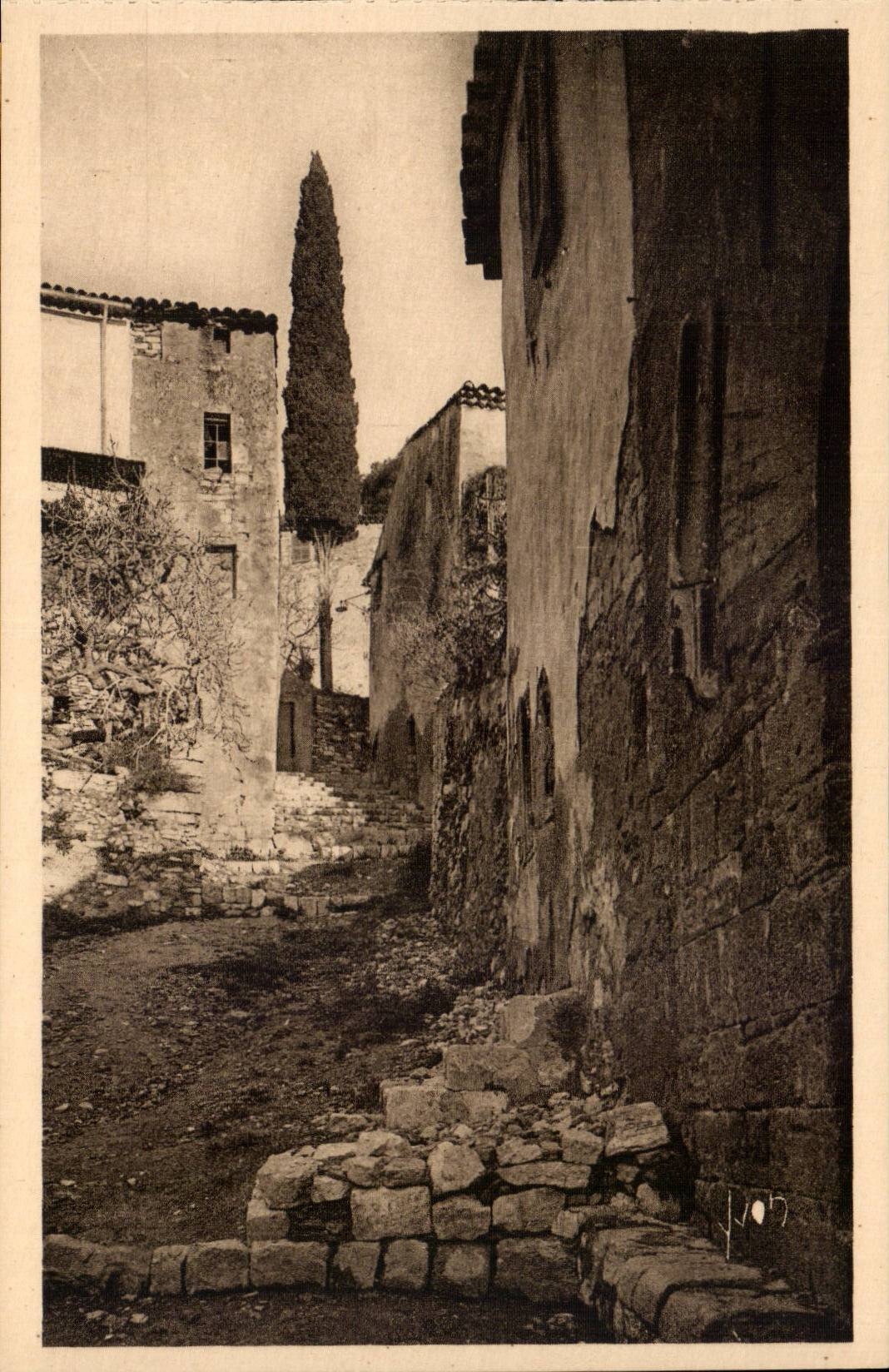 Hyeres - Vieille Rue et Vieilles Maisons CPA 