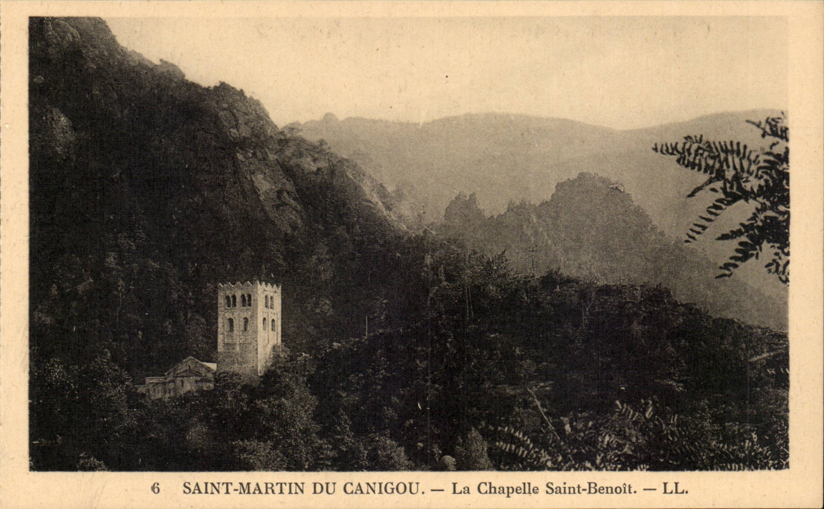 Saint martin du Canigou CPA La chapelle Saint Benoit