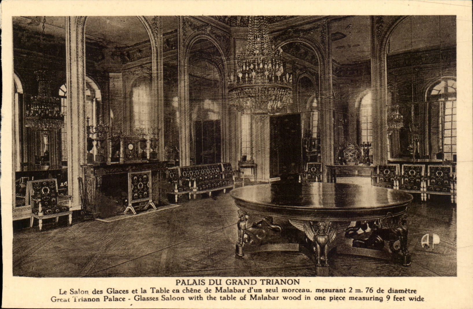 Palais du Grand Trianon — Salon des Glaces et Table en chêne de Malabar