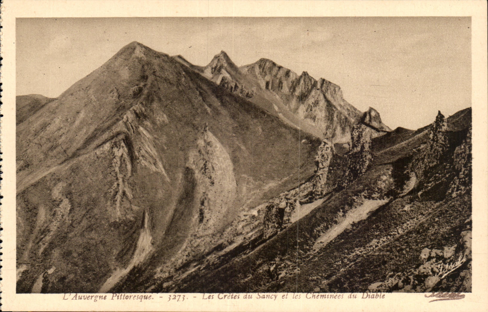 Les Cretes du Sancy - et les Cheminees du Diable - CPA 