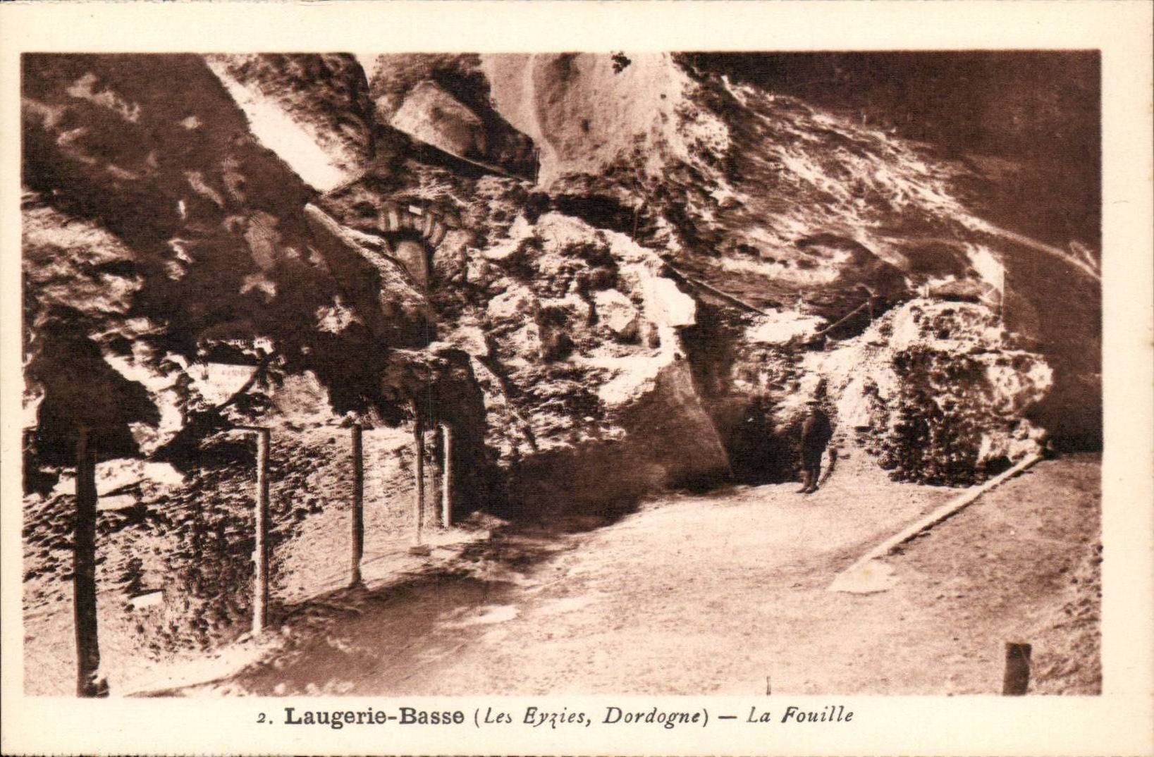 Laougerie-Basse (Les Eyries, Dordogne) — La Fouille