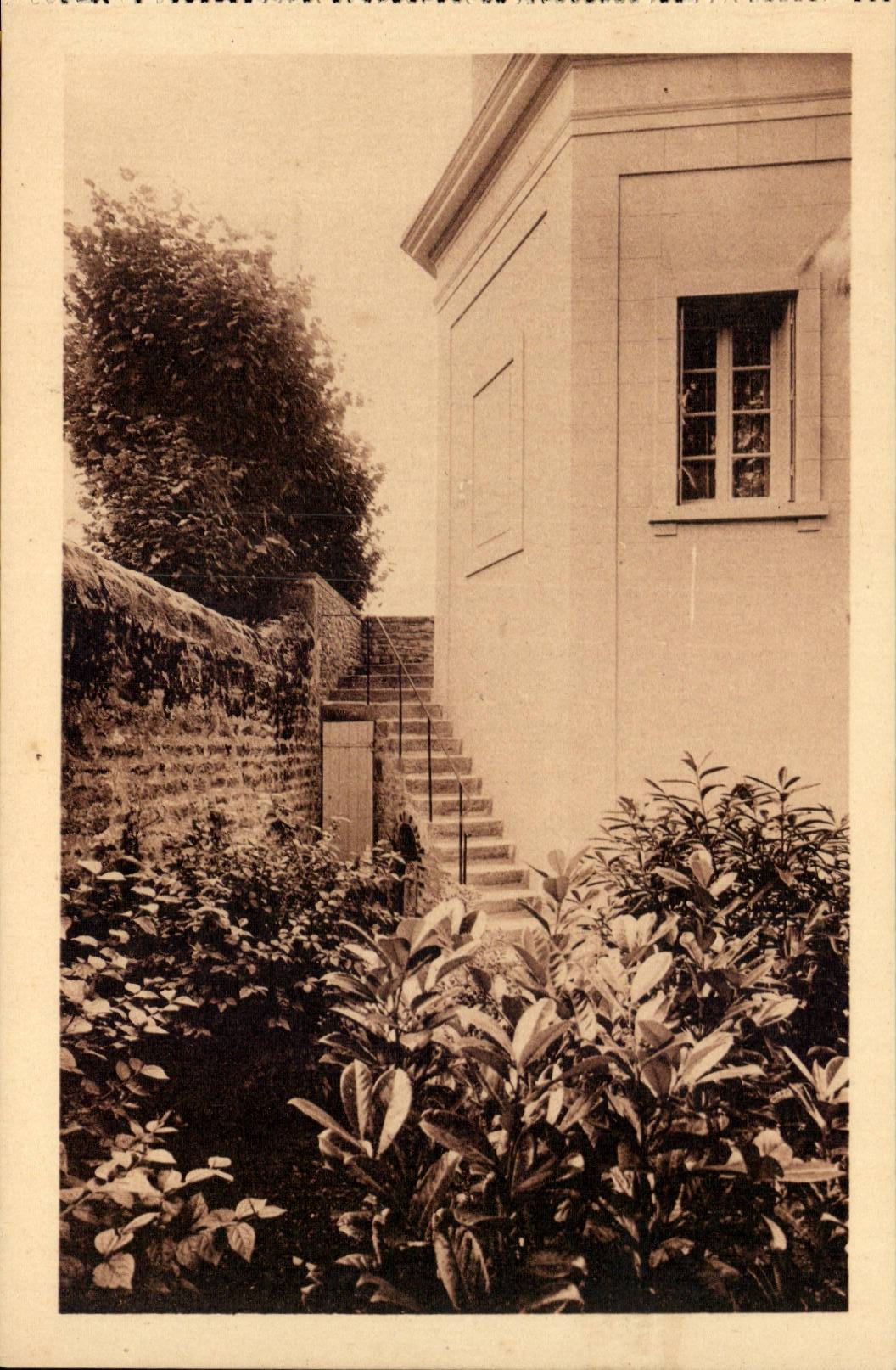 Alencon - La Pavillon - Le Petit Escalier de Pierre - CPA 