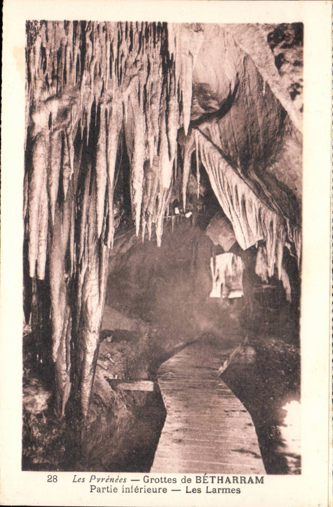Grotte de Betharram CPA Partie inferieure Les larmes