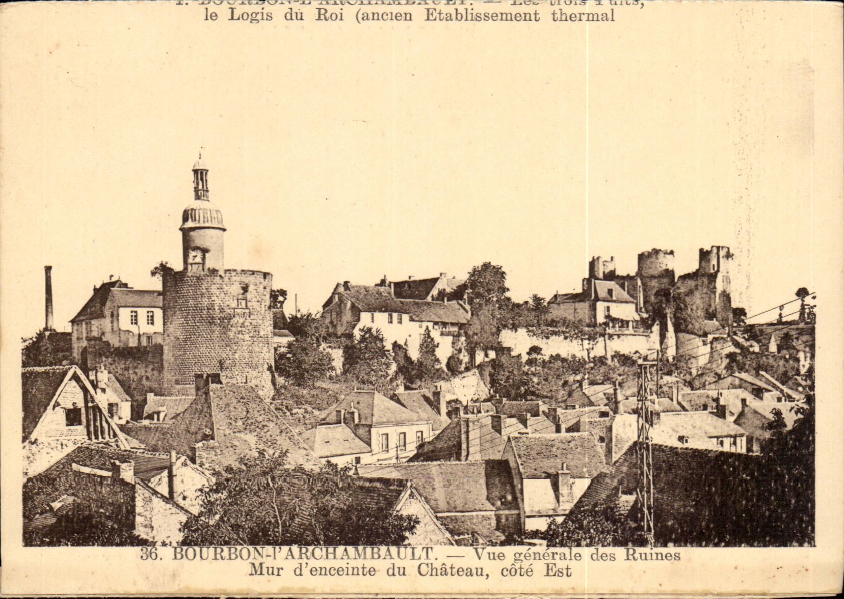 CPA Bourbon l'archambault Vue generale des ruines Mur d'enceinte du chateau Cote Est